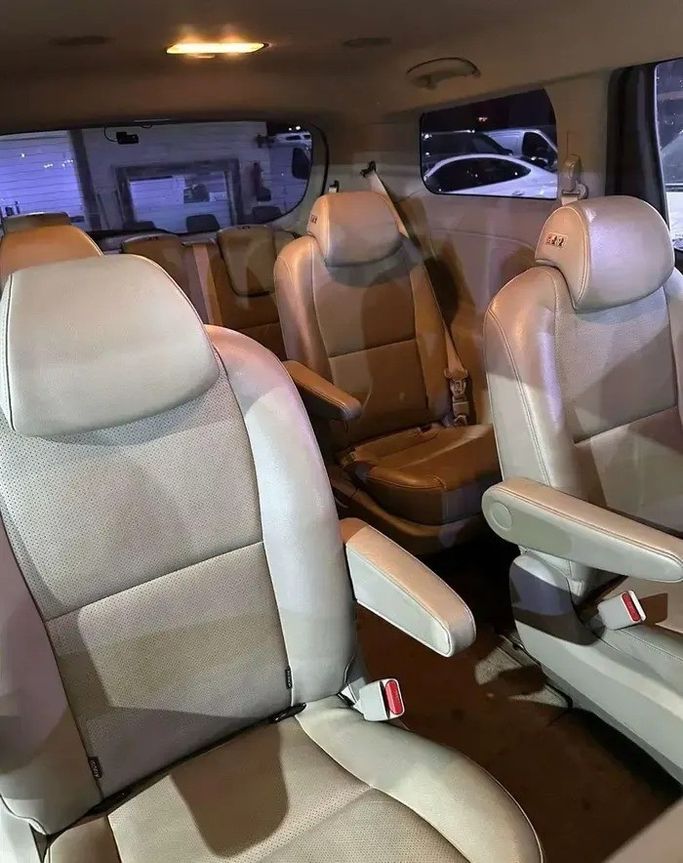 Used Kia Carnival III (YP), 2.2 l, 2019 in Saudi Arabia, Jeddah by Manarat Al Tayseer شركة منارة التيسير, Grey color. Korean Specs | AUTO.AE | Listing #295518 — photo 16 of 16