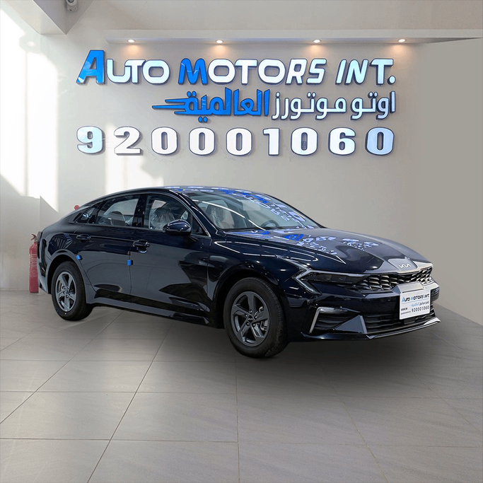 جديدة Kia K5 ثالثاً, 2.5 l, 2026 في في المملكة العربية السعودية, جدة من Auto Motors Int. أوتو موتورز العالمية، اللون أسود.  | AUTO.AE