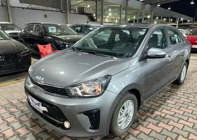 Новый ⁦Kia Pegas, 1.4 л, 2026⁩ в Саудовская Аравия, Джидда от معرض الأسطورة الحديث للسيارات Серый цвет. GCC | AUTO.AE | Объявление #284173