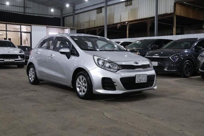 Used Kia Rio III Facelift, 1.4 l, 2015 in Saudi Arabia, Jeddah by Hani Car هاني كار للسيارات, Silver color. Other | AUTO.AE | Listing #281219