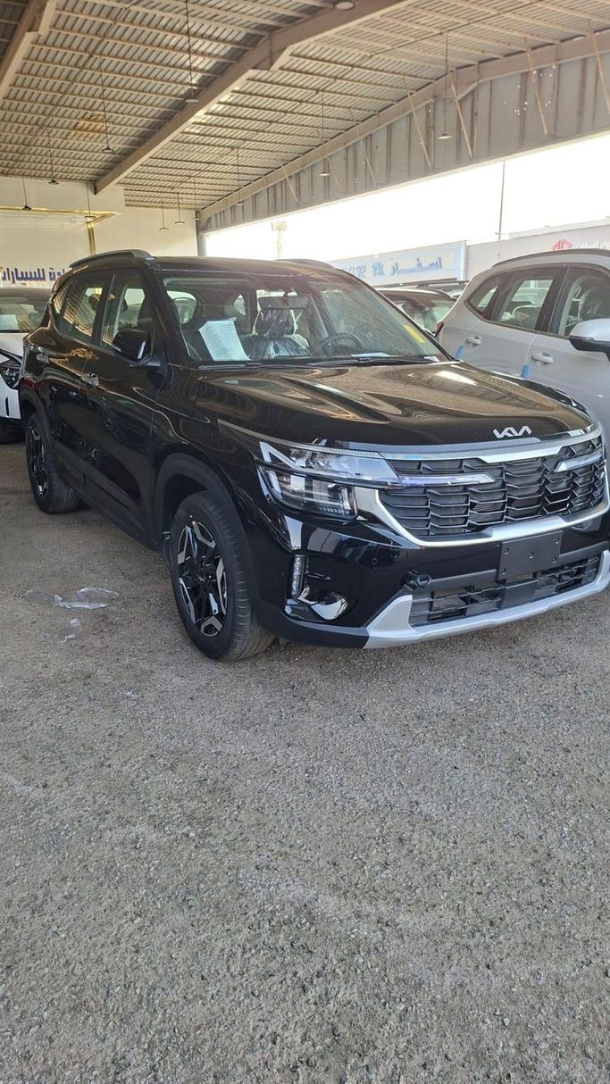جديدة Kia Seltos أنا فيس ليفت, 1.6 l, 2026 في في المملكة العربية السعودية, جدة من GFC شركة القيادة للسيارات، اللون أسود. أخرى | AUTO.AE