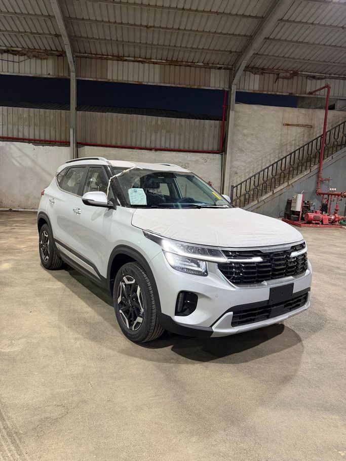 جديدة Kia Seltos أنا فيس ليفت, 1.5 l, 2026 في في المملكة العربية السعودية, جدة من Prime Car، اللون أبيض. مواصفات الخليج | AUTO.AE