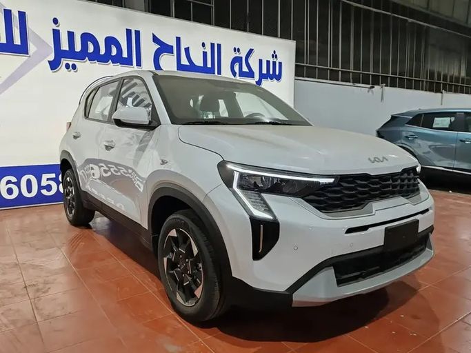جديدة Kia Sonet أنا فيس ليفت, 1.5 l, 2026 في في المملكة العربية السعودية, جدة من Al Najah Autos شركة النجاح المميز للسيارات، اللون أبيض. أخرى | AUTO.AE