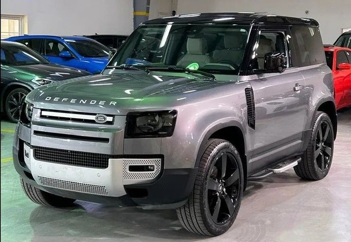 مستعملة Land Rover Defender 90 ثانياً, 2.0 l, 2023 في في المملكة العربية السعودية, جدة من Edition One، اللون رمادي.  | AUTO.AE | إعلان #246839