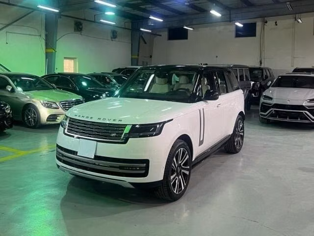 Новый Land Rover Range Rover P360 MHEV V (L460), 3.0 л, 2024 в Саудовская Аравия, Джидда от Edition One Белый цвет.  | AUTO.AE | Объявление #246874