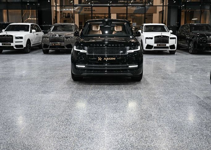 Новый Land Rover Range Rover P530 MHEV V (L460), 4.4 л, 2025 в Саудовская Аравия, Джидда от Al Barimi Cars شركة البريمي للسيارات Черный цвет. GCC | AUTO.AE | Объявление #252405