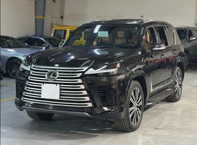 مستعملة Lexus LX 600 رابعاً, 3.4 l, 2023 في في المملكة العربية السعودية, جدة من Edition One، اللون أسود.  | AUTO.AE | إعلان #246627