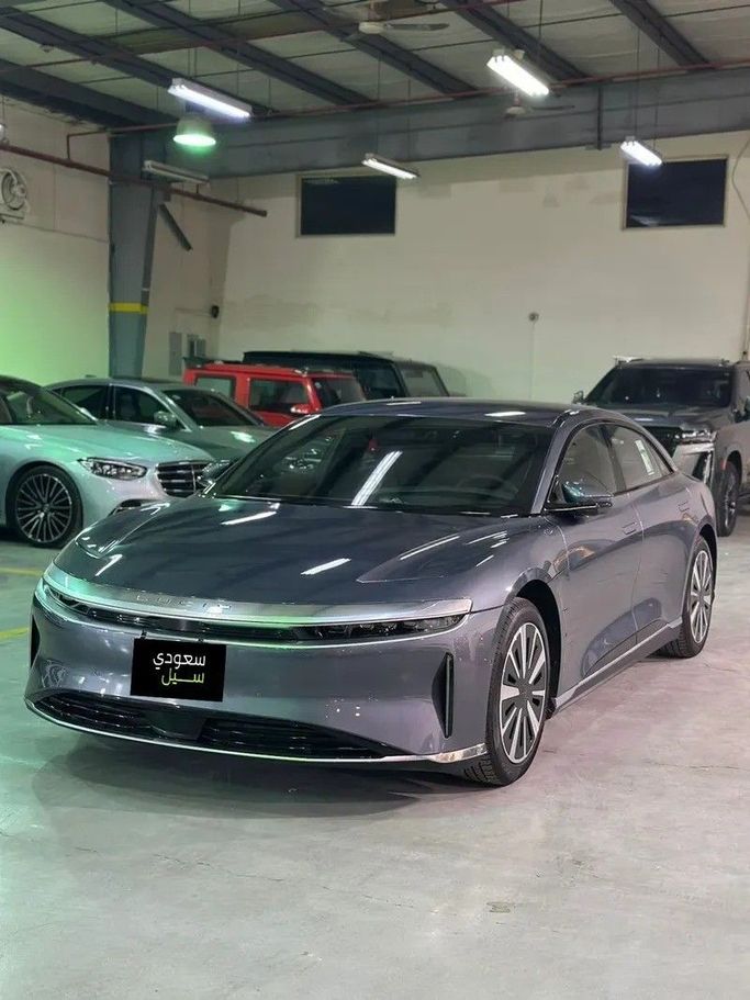Новый Lucid Air, 2025 в Саудовская Аравия, Джидда от Edition One Серый цвет.  | AUTO.AE