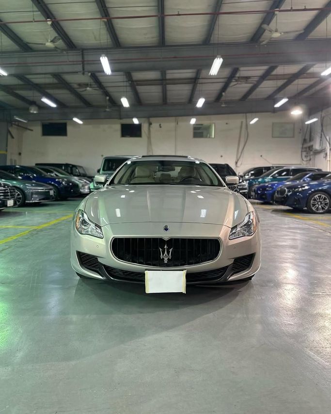 Used Maserati Quattroporte GTS VI, 3.8 l, 2014 in Saudi Arabia, Jeddah by Edition One, Grey color.  | AUTO.AE