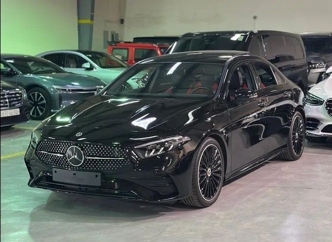 Подержанный Mercedes-Benz A-Class 200 IV (W177) Рестайлинг, 1.3 л, 2024 в Саудовская Аравия, Джидда от Edition One Черный цвет.  | AUTO.AE | Объявление #246608