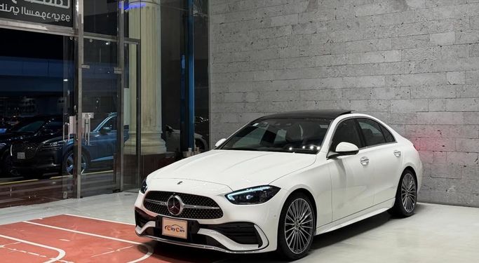 مستعملة Mercedes-Benz C-Class 300 V (W206), 2.0 l, 2023 في في المملكة العربية السعودية, جدة من CIty Cars، اللون أبيض. مواصفات الخليج | AUTO.AE