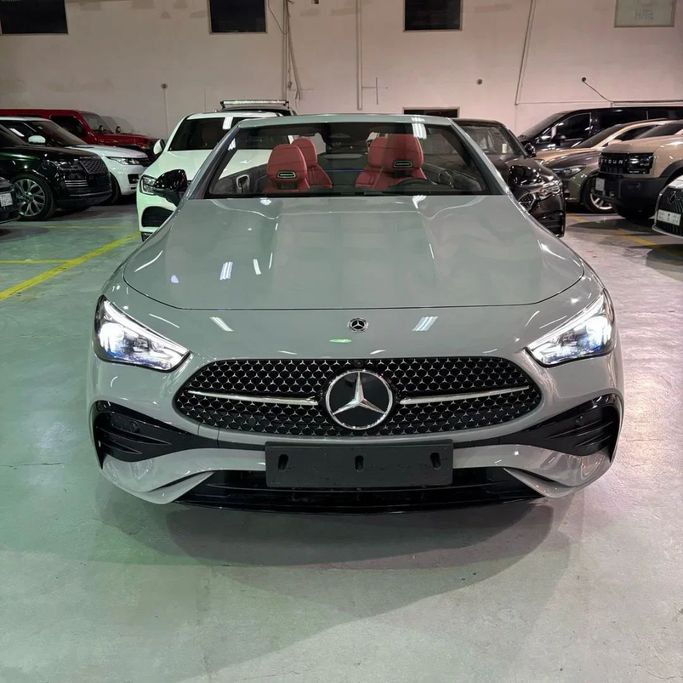 Новый Mercedes-Benz CLE 200, 2.0 л, 2024 в Саудовская Аравия, Джидда от Edition One Серый цвет. Европейская | AUTO.AE