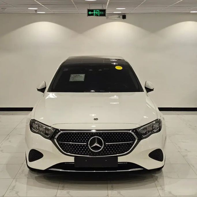 Подержанный Mercedes-Benz E-Class 200 VI (W214, S214), 2.0 л, 2025 в Саудовская Аравия, Джидда от Edition One Белый цвет. Корейская | AUTO.AE | Объявление #246816