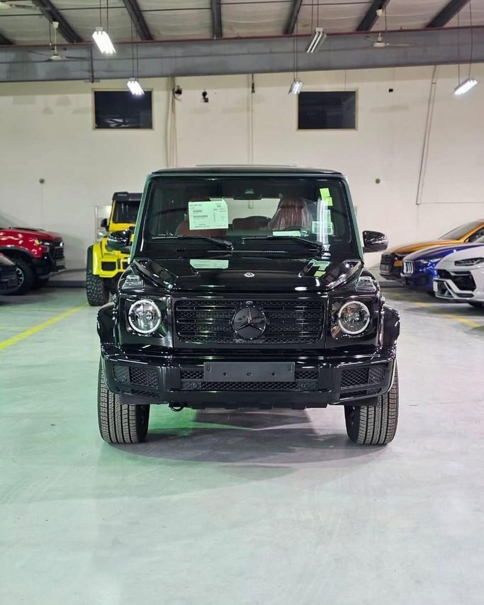 جديدة Mercedes-Benz G-Class 500 III (W463), 4.0 l, 2024 في في المملكة العربية السعودية, جدة من Edition One، اللون أسود.  | AUTO.AE | إعلان #246137