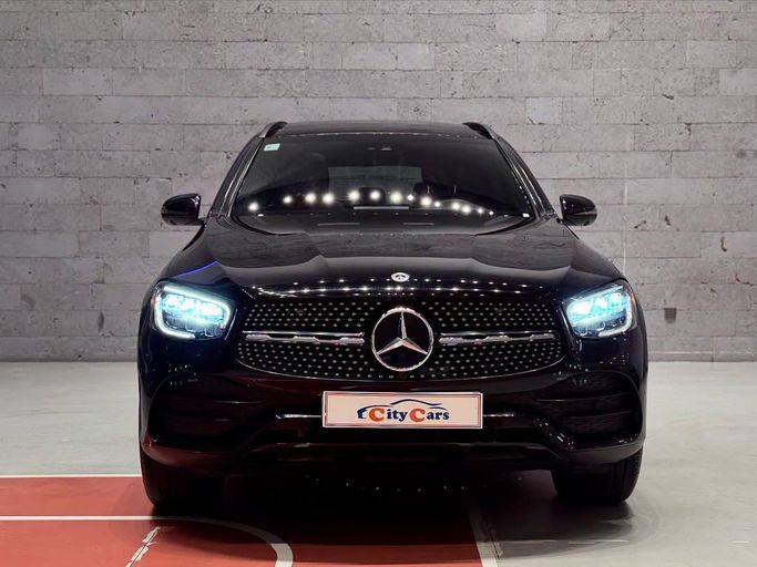 Подержанный Mercedes-Benz GLC 300 II (X254), 2.0 л, 2022 в Саудовская Аравия, Джидда от CIty Cars Черный цвет.  | AUTO.AE | Объявление #242110