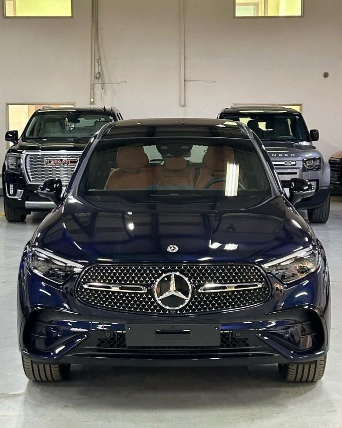 جديدة Mercedes-Benz GLC 300 II (X254), 2.0 l, 2023 في في المملكة العربية السعودية, جدة من Edition One، اللون أزرق داكن.  | AUTO.AE | إعلان #246173