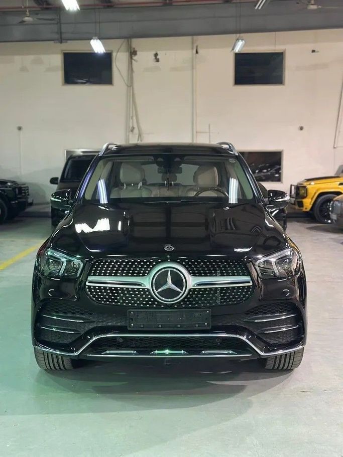 Подержанный Mercedes-Benz GLE 450 II (V167) Рестайлинг, 3.0 л, 2023 в Саудовская Аравия, Джидда от Edition One Черный цвет.  | AUTO.AE | Объявление #246601