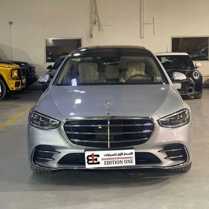Подержанный Mercedes-Benz S-Class 500 4MATIC VII (W223), 3.0 л, 2021 в Саудовская Аравия, Джидда от Edition One Серебристый цвет.  | AUTO.AE | Объявление #246078