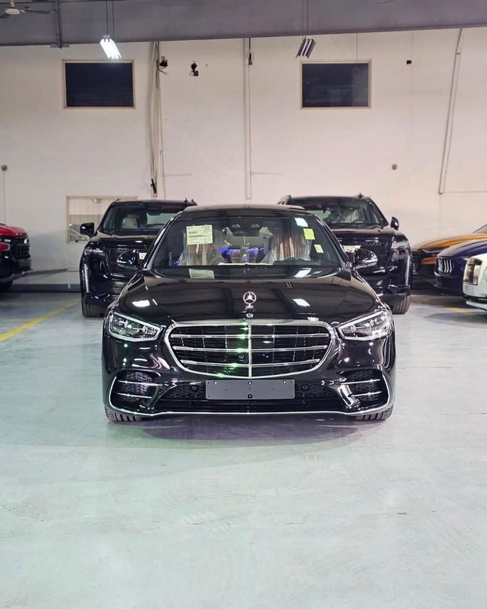 Новый Mercedes-Benz S-Class 500 4MATIC VII (W223), 3.0 л, 2024 в Саудовская Аравия, Джидда от Edition One Черный цвет.  | AUTO.AE | Объявление #246214