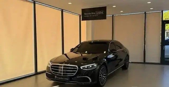 مستعملة ⁦Mercedes-Benz S-Class 450 4MATIC سابعاً (W223)، 3.0 l، 2025⁩ في في المملكة العربية السعودية, جدة من Tim Garage تيم المركبات، اللون أسود.  | AUTO.AE | إعلان #280234