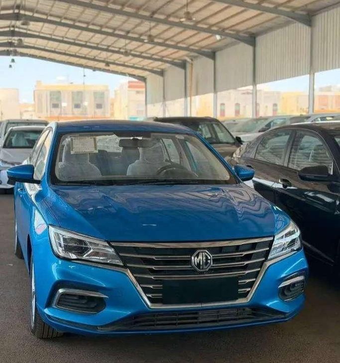 جديدة MG 5 (GT) أنا فيس ليفت, 1.5 l, 2025 في في المملكة العربية السعودية, جدة من شركة نما للسيارات  NMA AUTO، اللون أزرق. أخرى | AUTO.AE | إعلان #274950