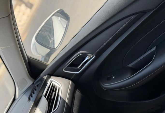 Used MG 5 (GT) I Facelift, 1.5 l, 2023 in Saudi Arabia, Jeddah by Rawafid Al Barakah Cars معرض روافد البركة للسيارات, White color.  | AUTO.AE | Listing #296362 — photo 13 of 13