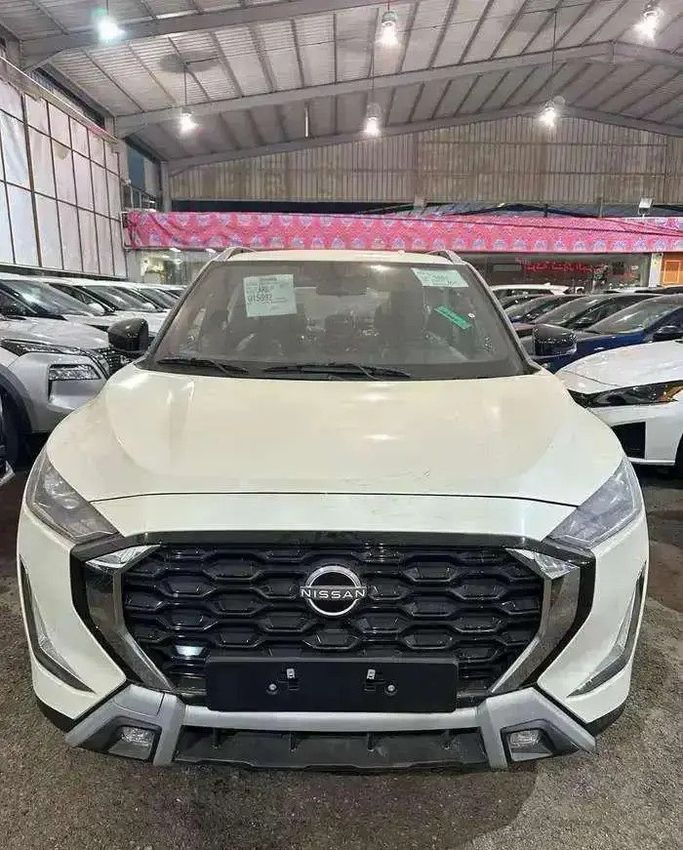 Новый Nissan Magnite I Рестайлинг, 1.0 л, 2025 в Саудовская Аравия, Джидда от TM شركة التموين الحديث Белый цвет.  | AUTO.AE | Объявление #295855 — фото 2 из 6