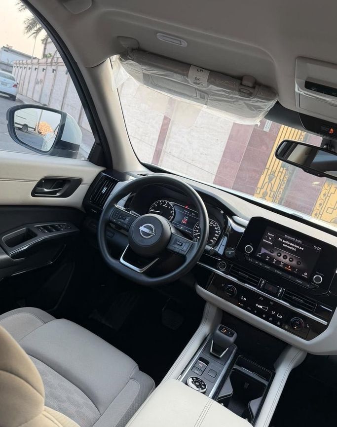 Подержанный Nissan Pathfinder V, 3.5 л, 2024 в Саудовская Аравия, Джидда от Ideal Experience Trading ايديال اكسبيرينس للتجارة Белый цвет.  | AUTO.AE | Объявление #296319 — фото 12 из 20