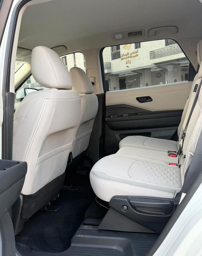 Подержанный Nissan Pathfinder V, 3.5 л, 2024 в Саудовская Аравия, Джидда от Ideal Experience Trading ايديال اكسبيرينس للتجارة Белый цвет.  | AUTO.AE | Объявление #296319 — фото 19 из 20