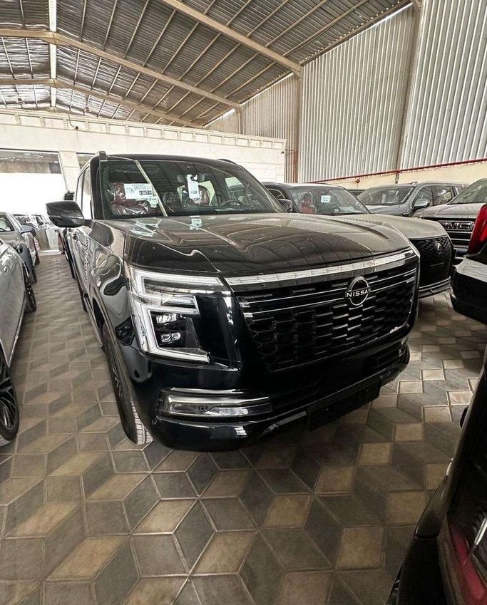 جديدة Nissan Patrol سابعاً (Y63), 3.8 l, 2026 في في المملكة العربية السعودية, جدة من Khiyarak Al Mumayaz  معرض خيارك المميز للسيارات، اللون أسود.  | AUTO.AE | إعلان #252359