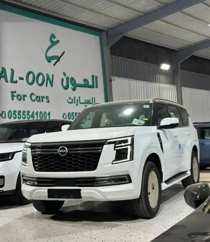 جديدة Nissan Patrol سابعاً (Y63), 3.8 l, 2026 في في المملكة العربية السعودية, جدة من Al Oun Cars معرض العون للسيارات، اللون أبيض.  | AUTO.AE | إعلان #276119