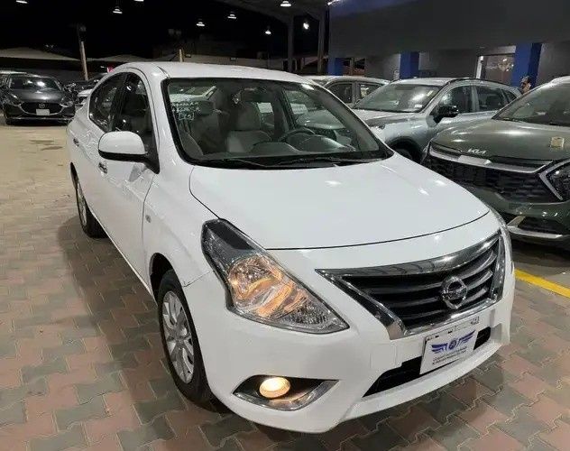مستعملة Nissan Sunny فيس ليفت N17, 1.5 l, 2024 في في المملكة العربية السعودية, جدة من معرض الأسطورة الحديث للسيارات، اللون أبيض. أخرى | AUTO.AE | إعلان #277953