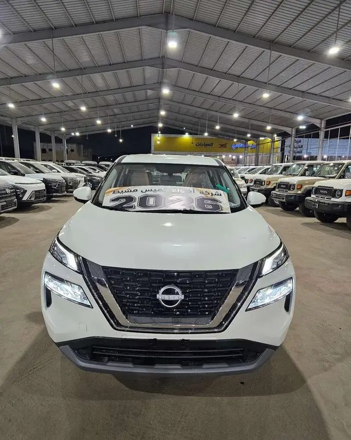 جديدة Nissan X-Trail رابعاً, 2.5 l, 2026 في في المملكة العربية السعودية, جدة من AKM شركة اضواء خميس مشيط، اللون أبيض. أخرى | AUTO.AE | إعلان #274237