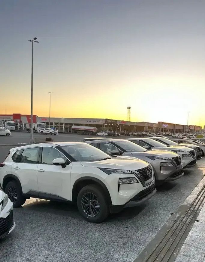 New ⁦Nissan X-Trail IV (T33), 2.5 l, 2025⁩ in Saudi Arabia, Jeddah by Al Obour شركة العبور المطور للسيارات , White color.  | AUTO.AE | Listing #277666