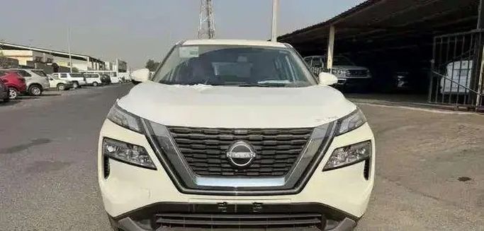 جديدة Nissan X-Trail رابعاً، 2.5 لتر، 2026 في المملكة العربية السعودية، جدة من TM شركة التموين الحديث، اللون أبيض.  | AUTO.AE | إعلان #296042