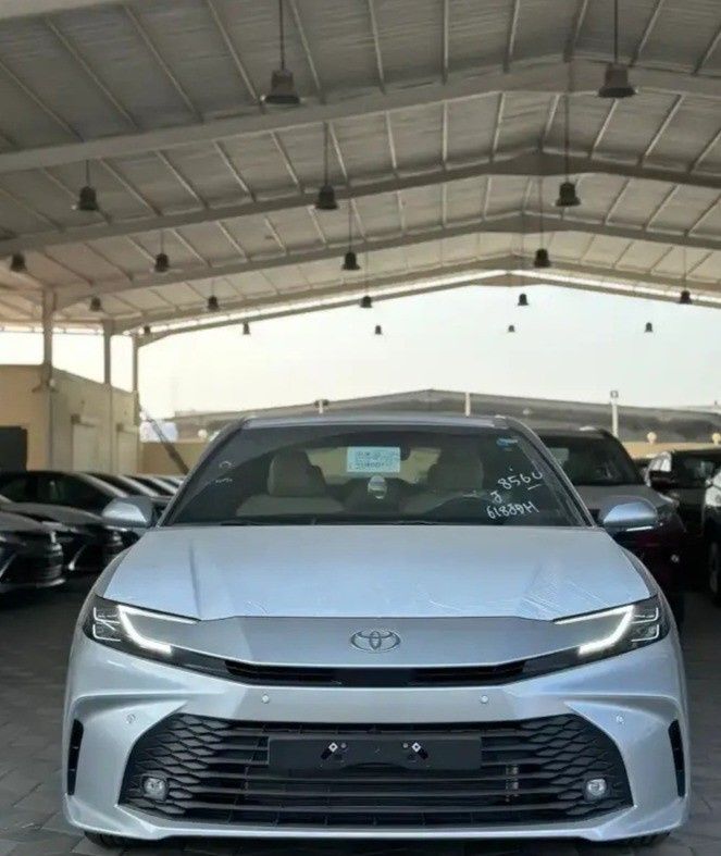 جديدة Toyota Camry التاسع (XV80), 2.5 l, 2026 في في المملكة العربية السعودية, جدة من Nada Al Jazeera شركة ندى الجزيرة للسيارات، اللون رمادي.  | AUTO.AE | إعلان #275395