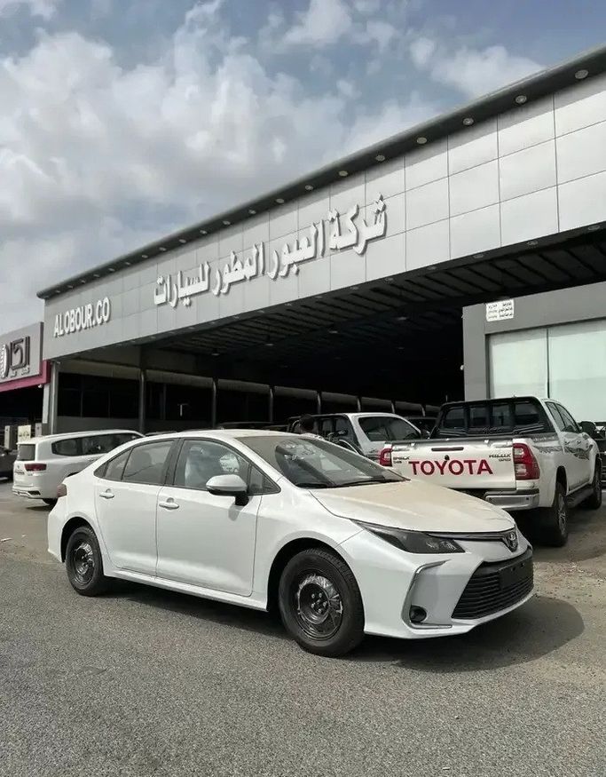 جديدة ⁦Toyota Corolla Sporty XII (E210)، 2.0 l، 2026⁩ في في المملكة العربية السعودية, جدة من Al Obour شركة العبور المطور للسيارات ، اللون أبيض.  | AUTO.AE | إعلان #278422