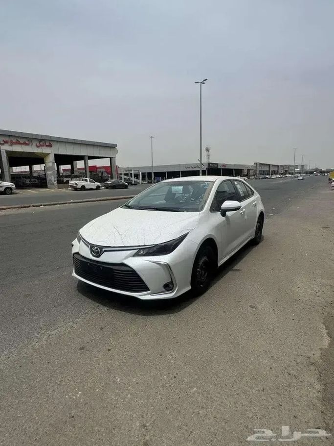 جديدة Toyota Corolla Sporty XII (E210), 2.0 l, 2026 في في المملكة العربية السعودية, جدة من Al Obour شركة العبور المطور للسيارات ، اللون أبيض.  | AUTO.AE | إعلان #278918