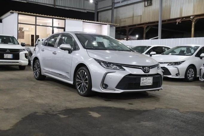 Used Toyota Corolla Sporty XII (E210), 2.0 l, 2024 in Saudi Arabia, Jeddah by Hani Car هاني كار للسيارات, Silver color. Other | AUTO.AE | Listing #281213