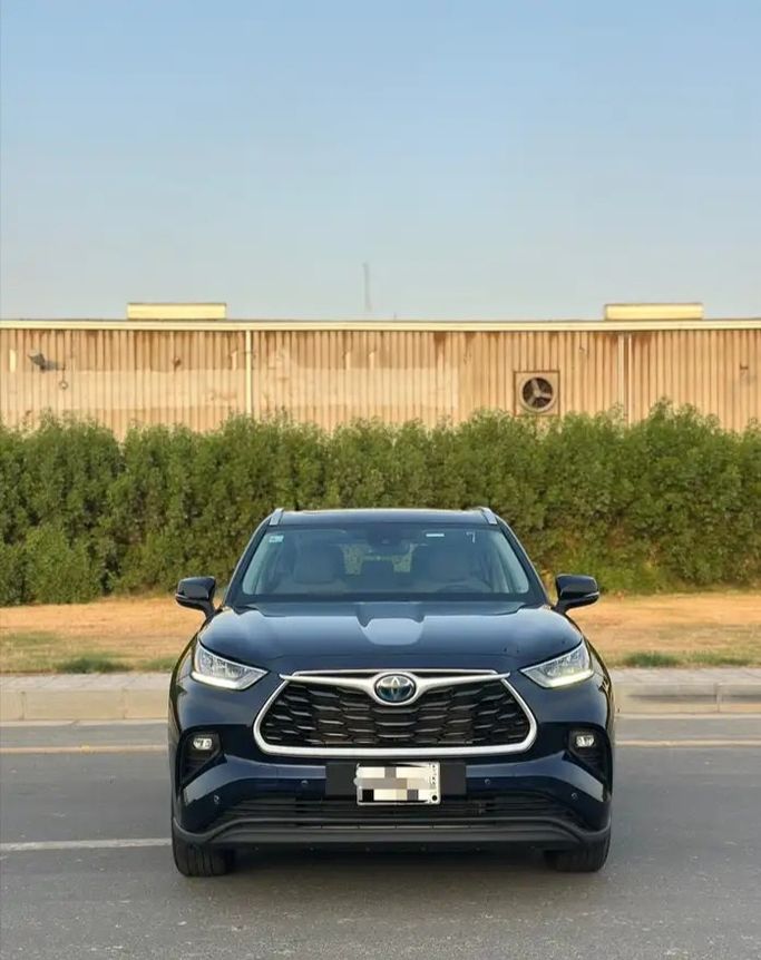 Подержанный Toyota Highlander IV (U70), 2.5 л, 2024 в Саудовская Аравия, Джидда от Al Oun Cars معرض العون للسيارات Синий цвет.  | AUTO.AE | Объявление #276255