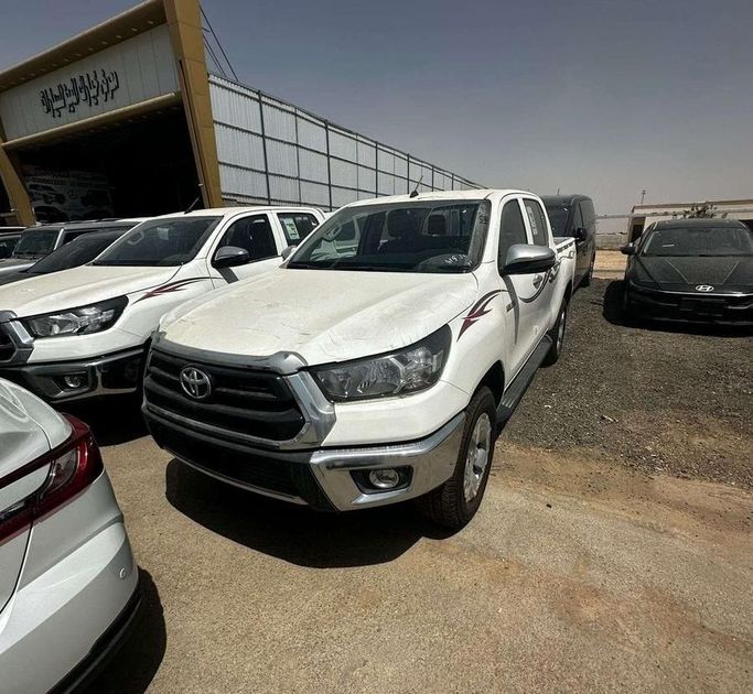 New Toyota Hilux VIII, 2.8 l, 2026 in Saudi Arabia, Jeddah by Khiyarak Al Mumayaz  معرض خيارك المميز للسيارات, White color.  | AUTO.AE | Listing #252371