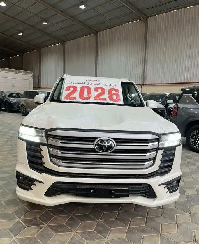 جديدة Toyota Land Cruiser Twin Turbo السلسلة 300, 3.5 l, 2026 في في المملكة العربية السعودية, جدة من Khiyarak Al Mumayaz  معرض خيارك المميز للسيارات، اللون أبيض. مواصفات الخليج | AUTO.AE | إعلان #252499