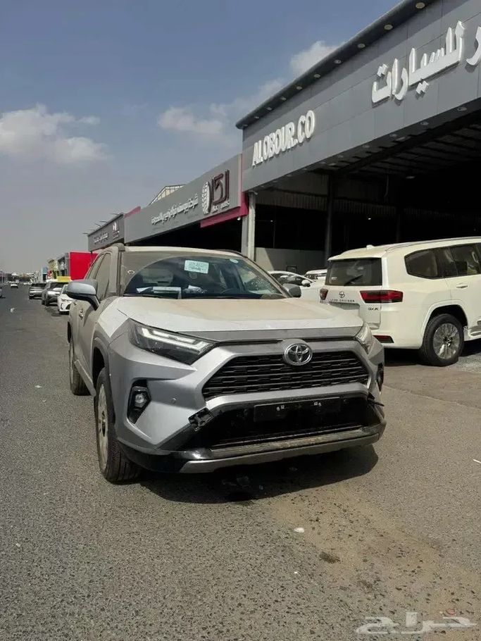 Новый Toyota RAV4 V (XA50), 2.5 л, 2025 в Саудовская Аравия, Джидда от Al Obour شركة العبور المطور للسيارات  Серый цвет.  | AUTO.AE | Объявление #276569
