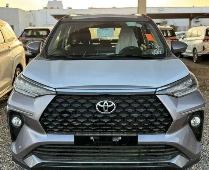 Новый Toyota Veloz, 1.5 л, 2025 в Саудовская Аравия, Джидда от Aloudh Motors Серый цвет. GCC | AUTO.AE | Объявление #274059