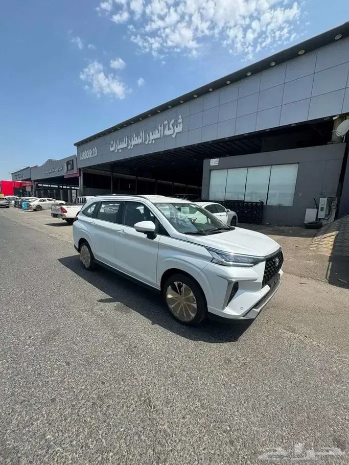 Новый ⁦Toyota Veloz, 1.5 л, 2026⁩ в Саудовская Аравия, Джидда от Al Obour شركة العبور المطور للسيارات  Белый цвет.  | AUTO.AE | Объявление #282036
