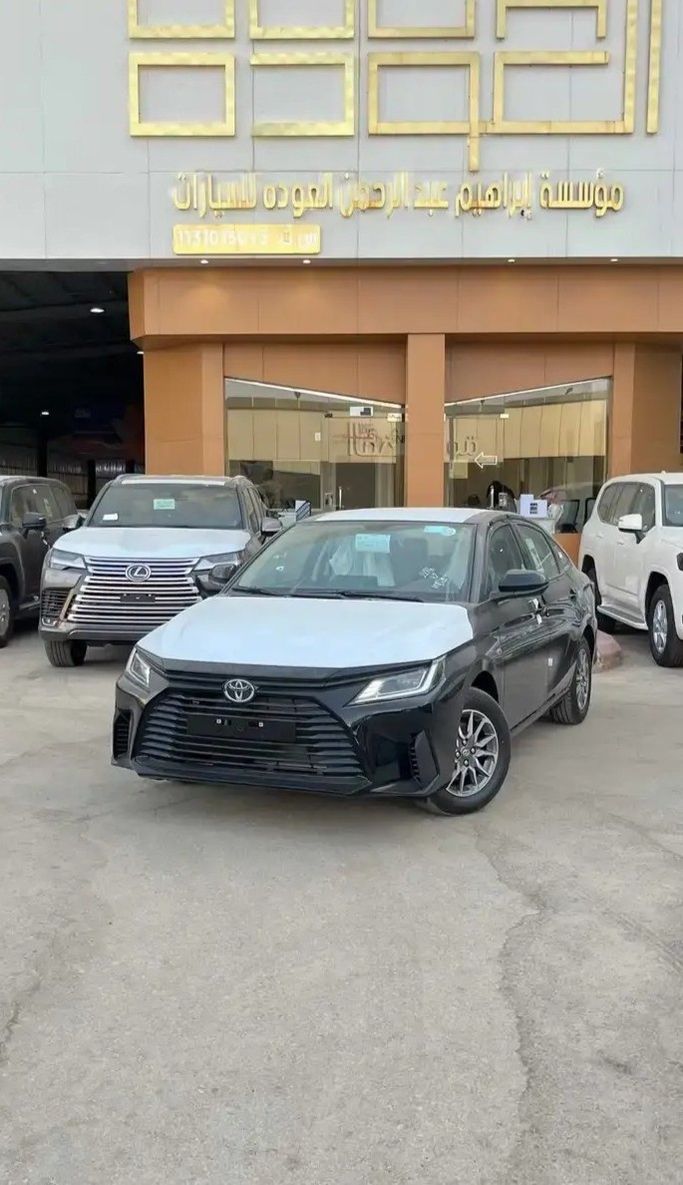 Новый Toyota Yaris IV (AC100), 1.3 л, 2026 в Саудовская Аравия, Джидда от Aloudh Motors Черный цвет. GCC | AUTO.AE | Объявление #274054