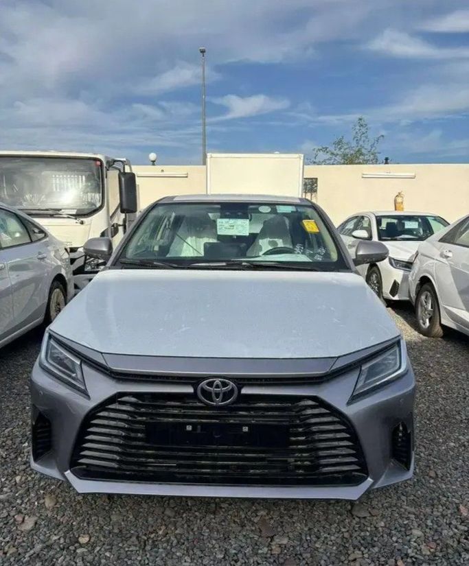 Новый Toyota Yaris IV (AC100), 1.3 л, 2026 в Саудовская Аравия, Джидда от Aloudh Motors Серый цвет. GCC | AUTO.AE | Объявление #274072