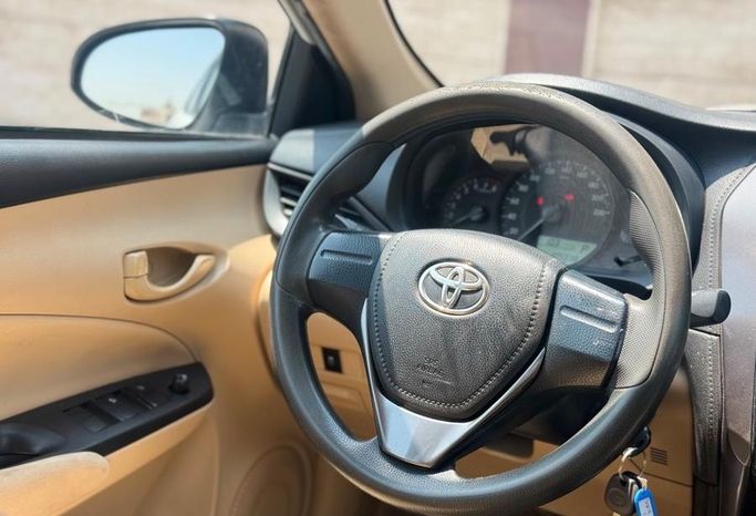 Подержанный Toyota Yaris XP150 Рестайлинг, 1.5 л, 2022 в Саудовская Аравия, Джидда от Ideal Experience Trading ايديال اكسبيرينس للتجارة Белый цвет.  | AUTO.AE | Объявление #296326 — фото 11 из 20