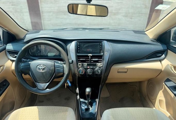 Подержанный Toyota Yaris XP150 Рестайлинг, 1.5 л, 2022 в Саудовская Аравия, Джидда от Ideal Experience Trading ايديال اكسبيرينس للتجارة Белый цвет.  | AUTO.AE | Объявление #296326 — фото 20 из 20