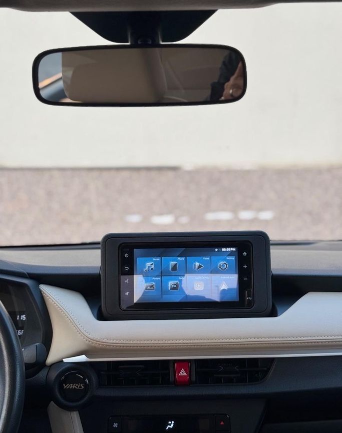 Подержанный Toyota Yaris IV (AC100), 1.3 л, 2023 в Саудовская Аравия, Джидда от Ideal Experience Trading ايديال اكسبيرينس للتجارة Серый цвет.  | AUTO.AE | Объявление #296328 — фото 13 из 21